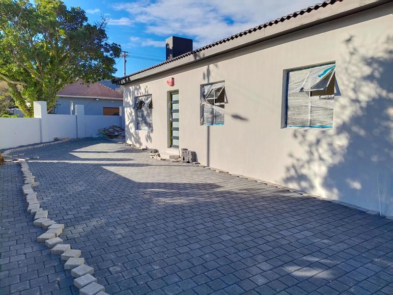 To Let 3 Bedroom Property for Rent in Clamhall Western Cape